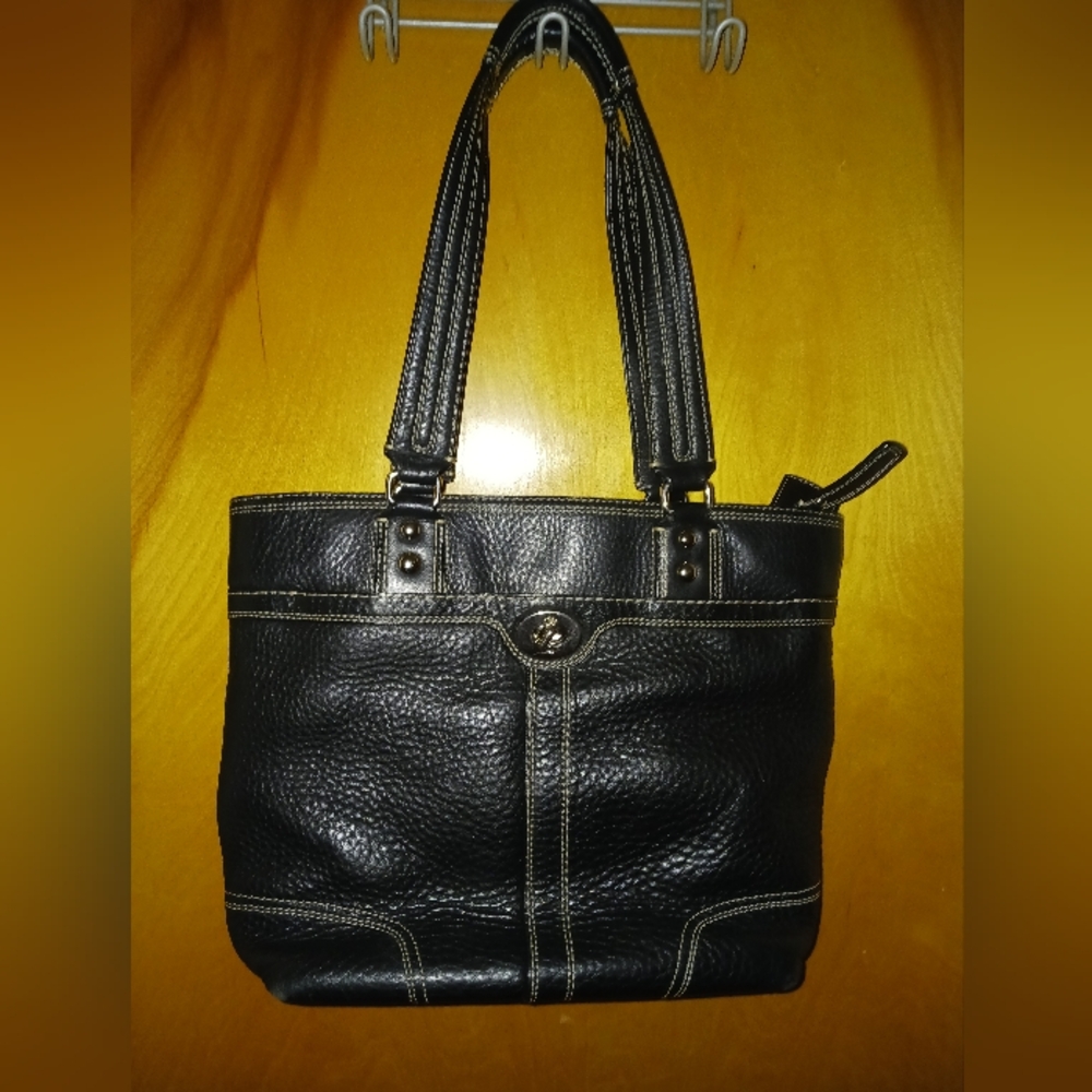 Very nice Coach purse